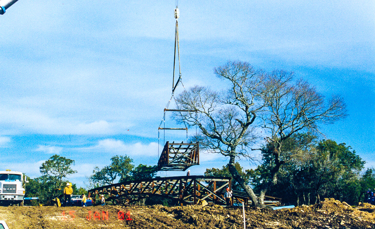 Spanish_Oaks_Ped_02.jpg